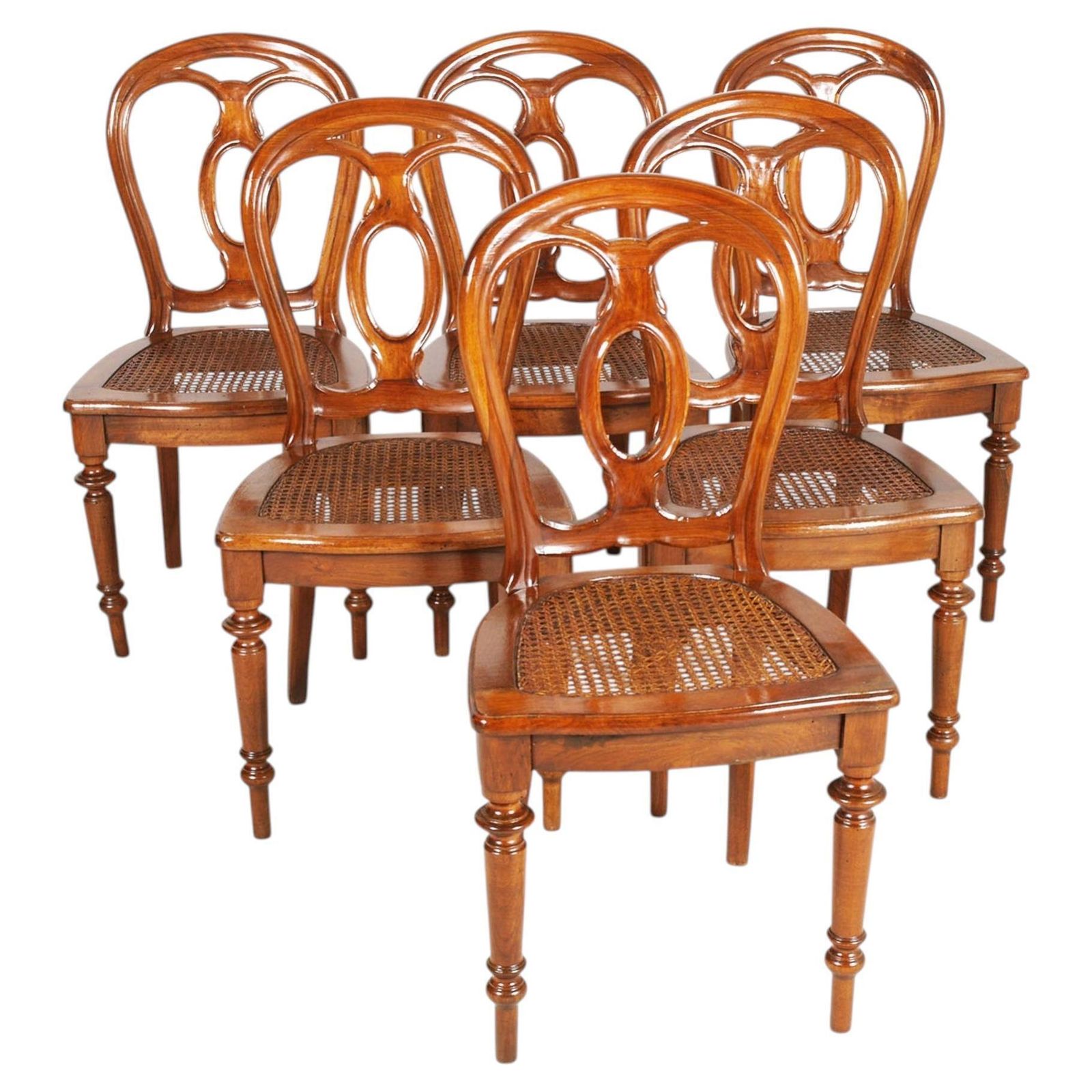 Set van zes walnoten stoelen met Weens stro, Italië, begin 20e eeuw photo furniture