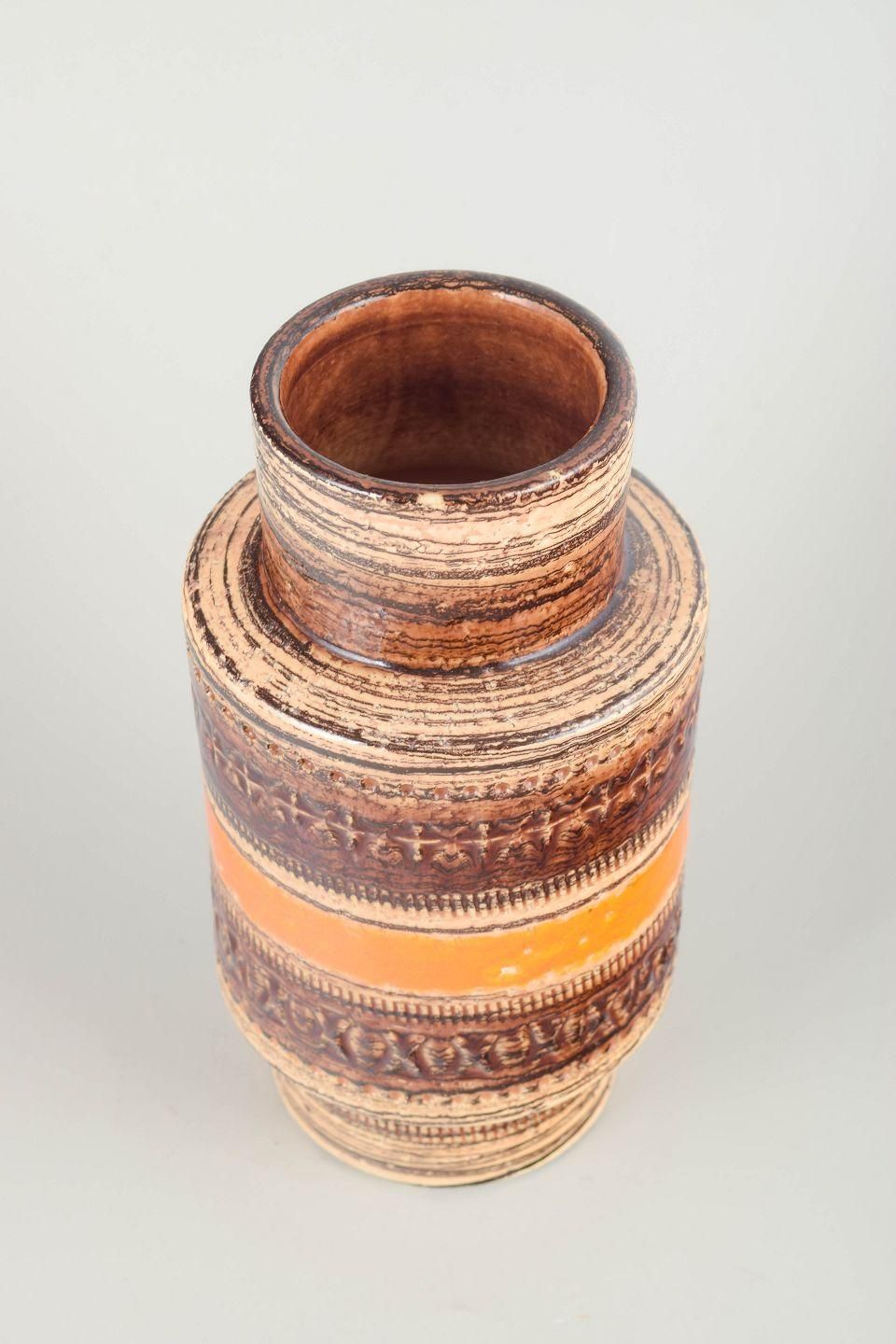 Aldo Londi For Bitossi. Cylindrical Stoneware “Sahara” Vase, 1970s. photo furniture