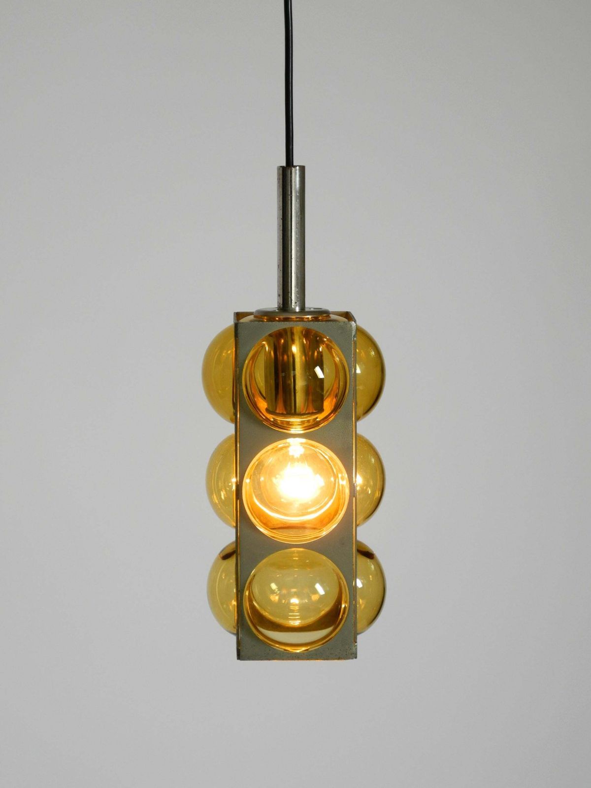 photo furniture Jaren 1960 Space Age Hanglamp van Temde, Glas en Vernikkeld Metaal