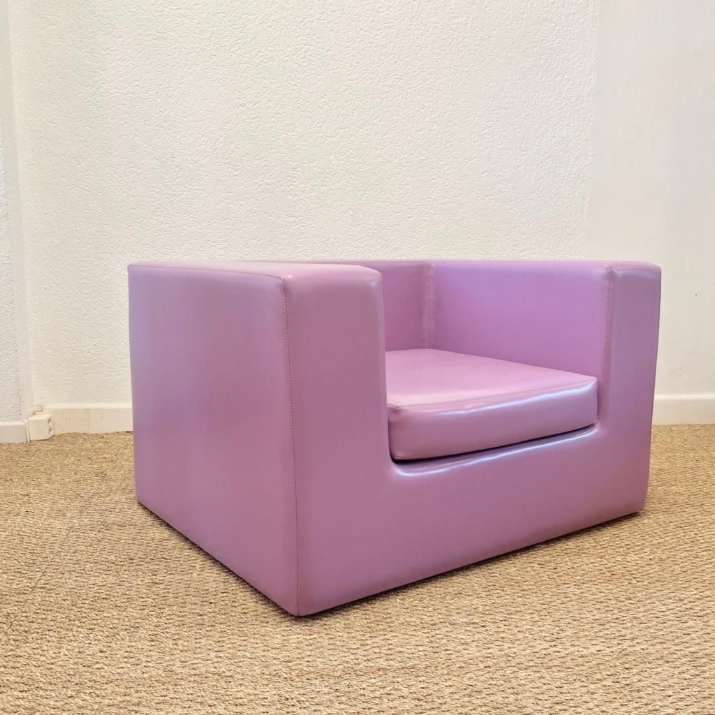 1/3 "Throw Away" Lilac Vinyl Armchair By Willie Landels, Zanotta Italy Ca. 1960s photo vintage