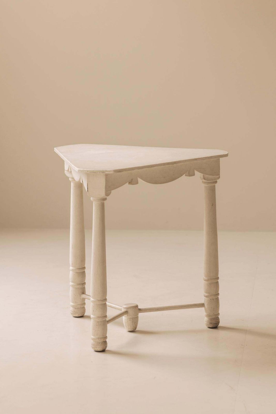 Side Table Attributed To Atelier Martine / Paul Poiret, France 1920s photo 1700.0