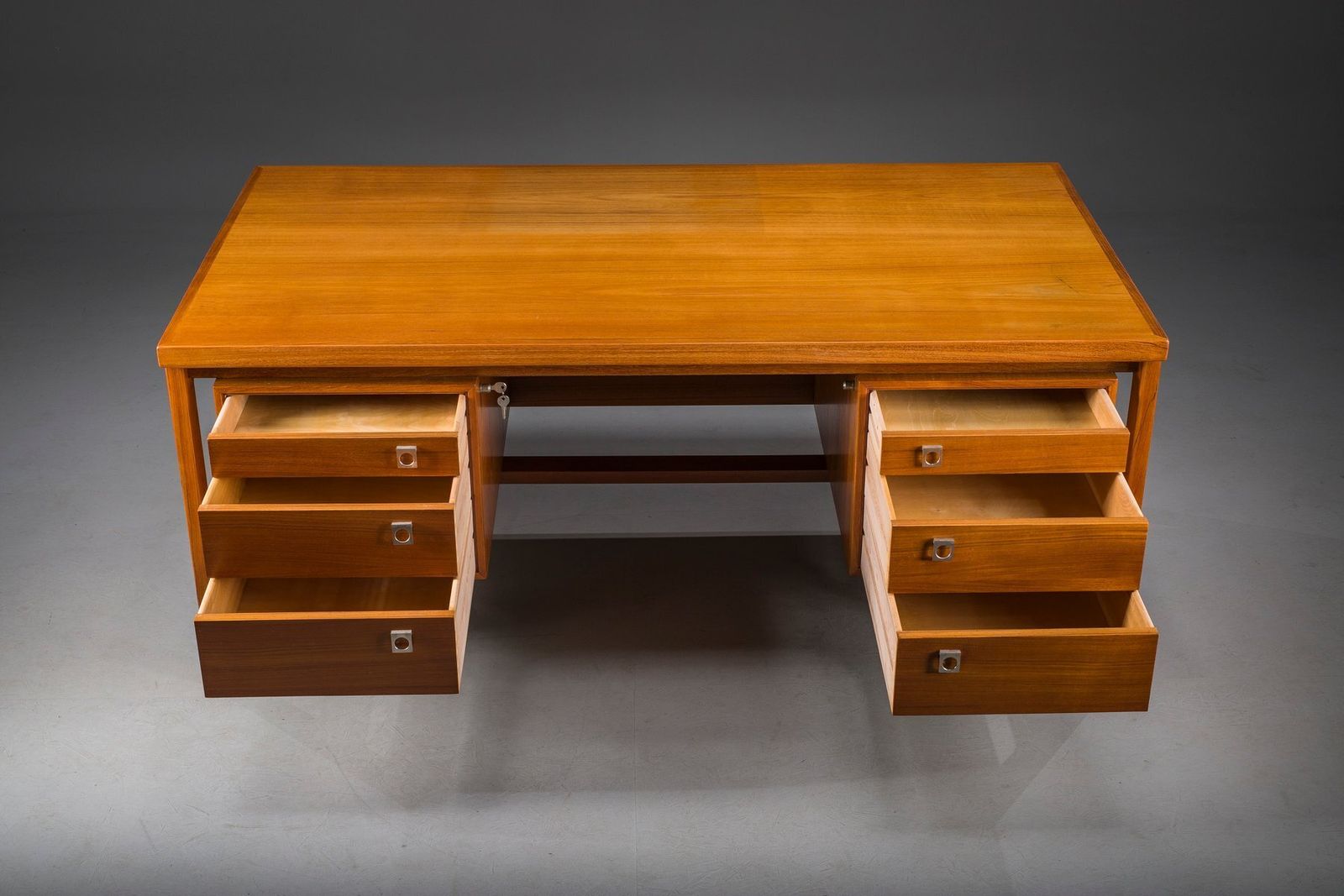 Danish Modern Executive Teak Desk By Arne Vodder For H.P. Hansen, 1960s photo vinterior