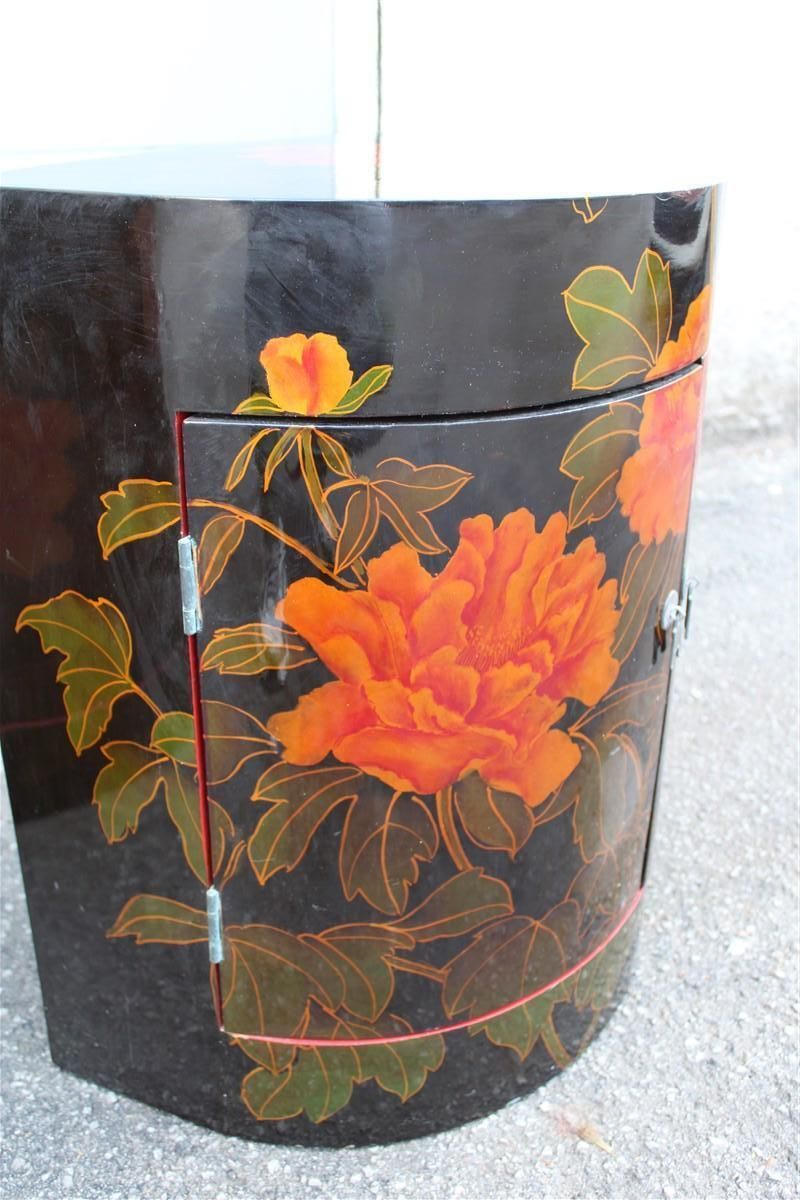 photo furniture Pair Of Decorative Chinese Lacquer Nightstands With Red Flowers 1960 Black Ground