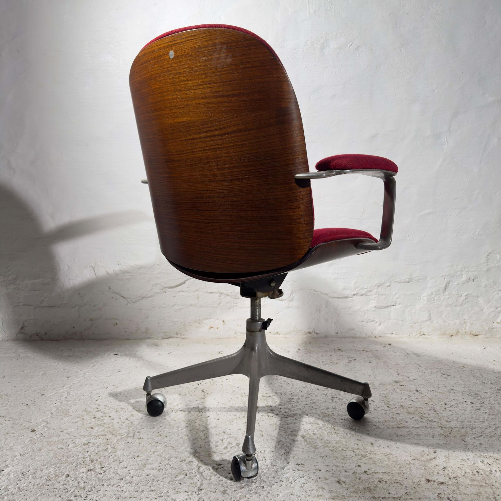 Set Of Two Mim Armchairs, Desk, Office Chairs Designed By Ico Parisi, 1963 photo vintage