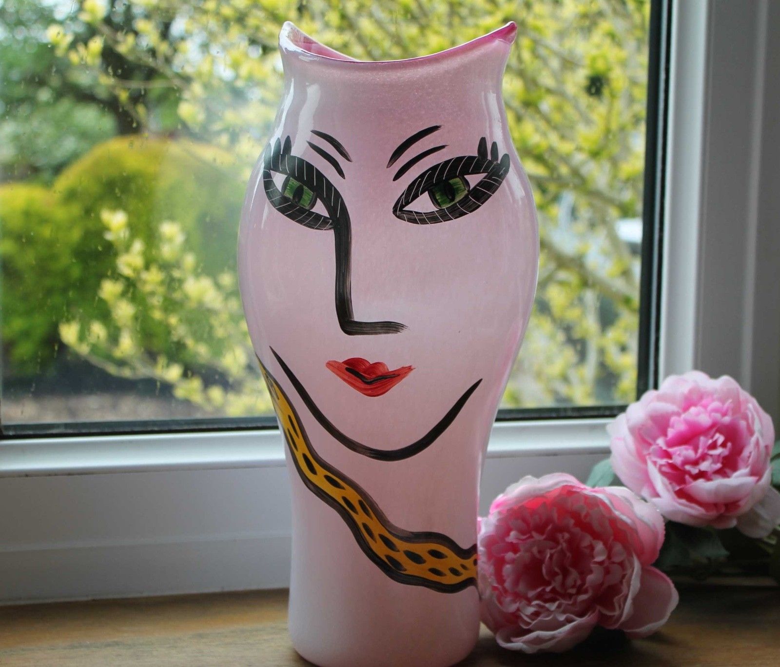 Kosta Boda “Open Minds” Vase By Ulrica Hydman Vallien – Signed Art Glass photo for sale