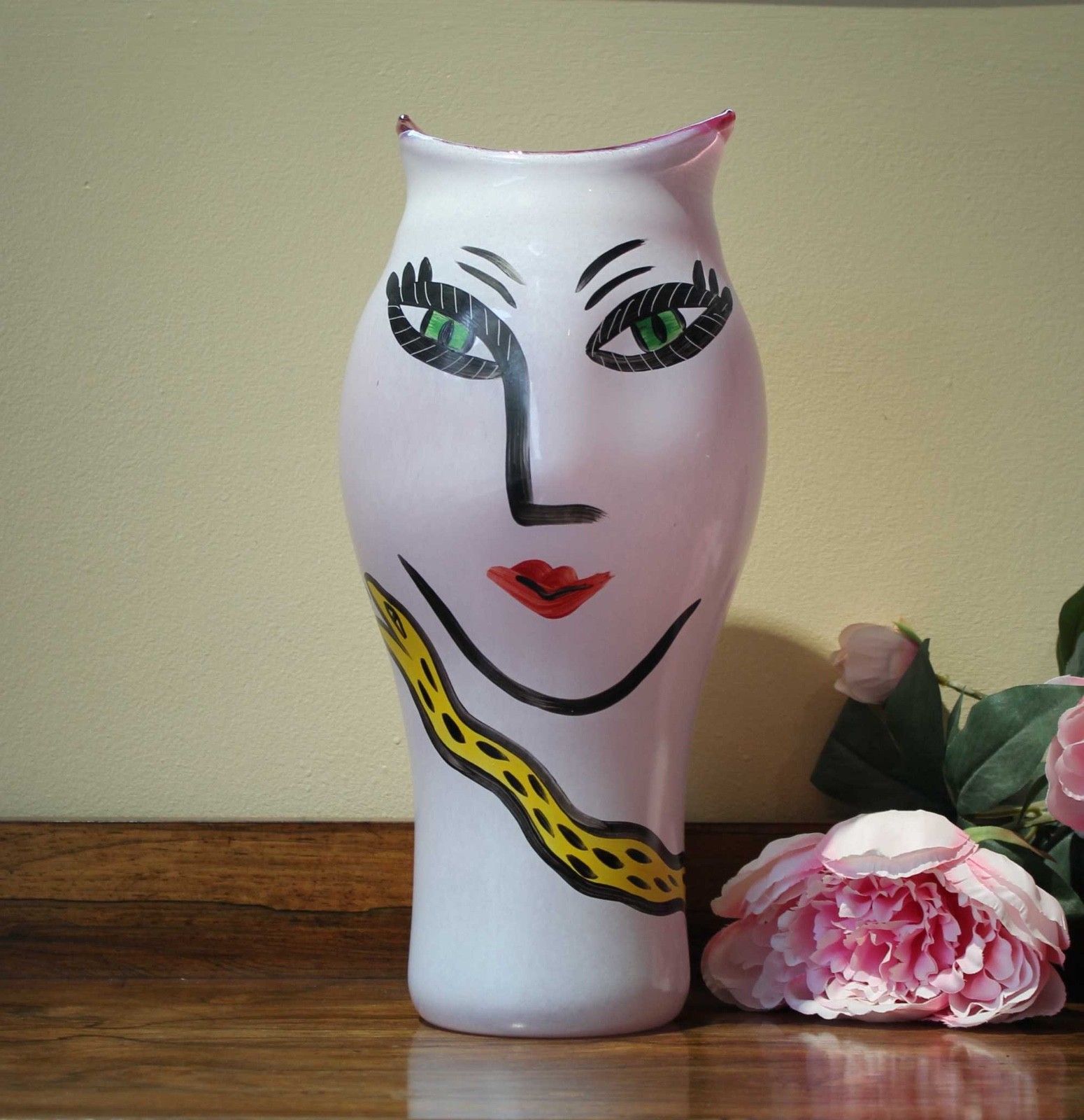 311.0 Kosta Boda “Open Minds” Vase By Ulrica Hydman Vallien – Signed Art Glass photo