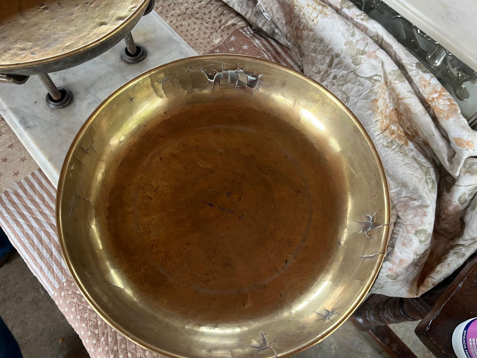 photo for sale Italian Antique Scale, Brass And Carrara Marble, Early 20th Century