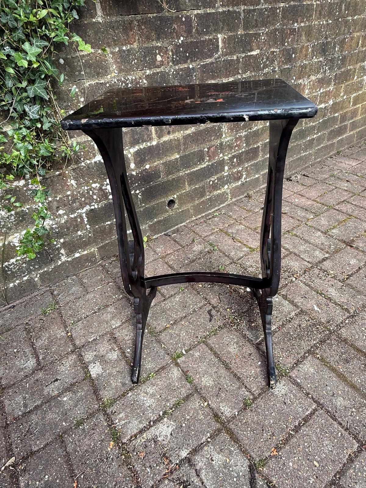 Furniture Antique Chinoiserie Lacquer Side Table Hand Painted Oriental Occasional Table S photo