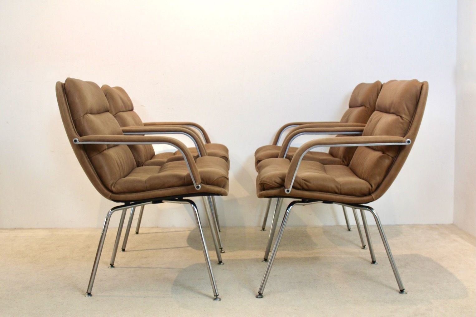 Set Of Six ‘Channel’ Chairs By Geoffrey Harcourt For Artifort photo vintage