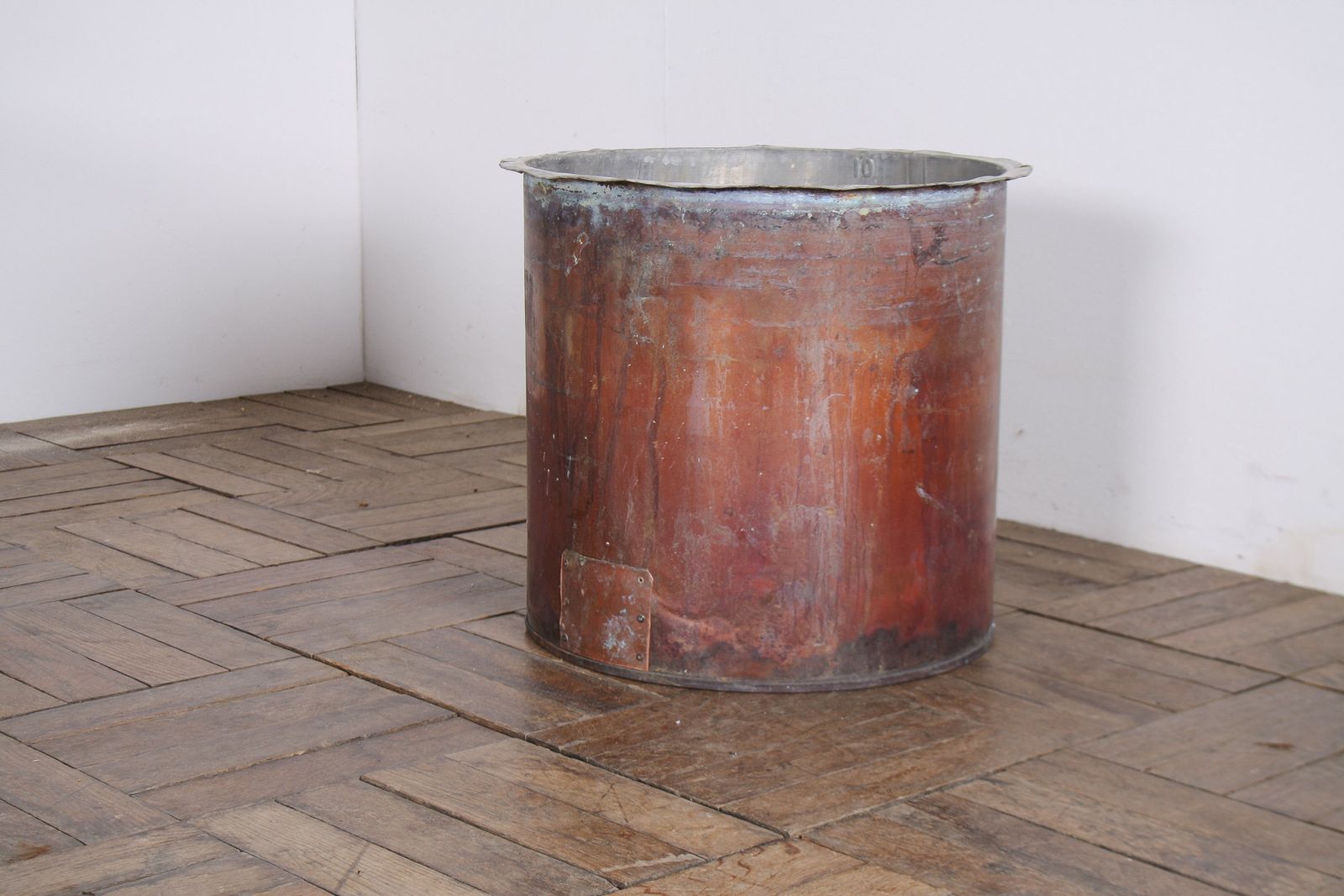 Large Reclaimed Antique Copper Planter With Natural Patina photo vinterior