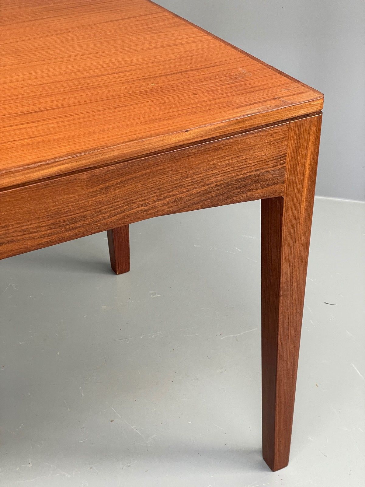photo vintage Vintage Teak Dining Table 1960s Mid Century Gordon Russell Style Eb11869