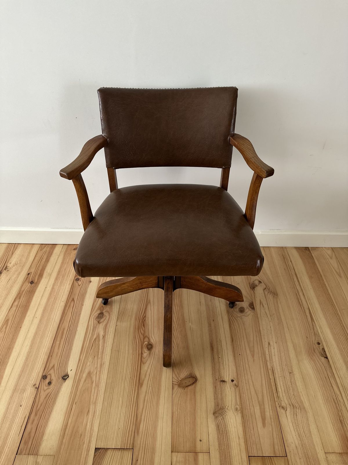 Antique Oak Captain's Swivel Chair photo Furniture