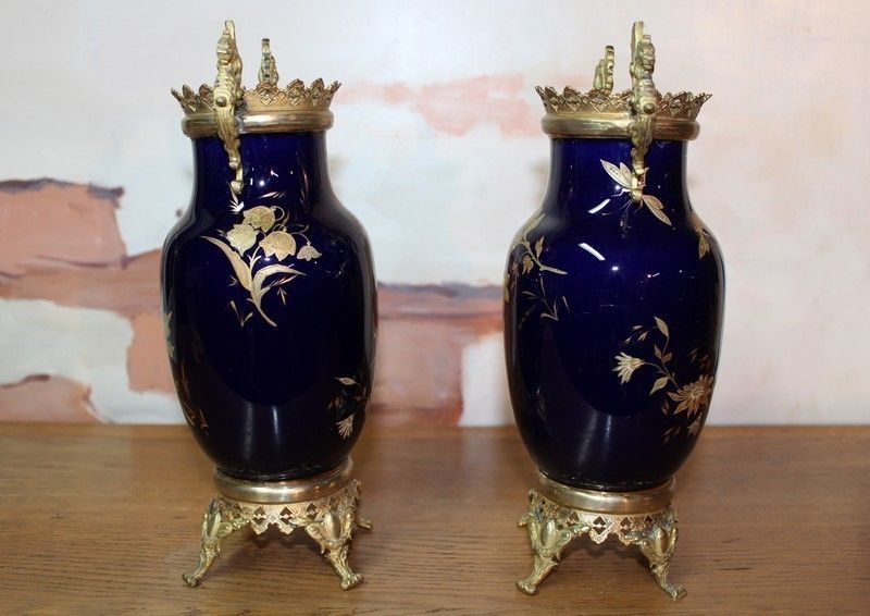 photo furniture Pair Of Blue Porcelain Vases Lunéville 19th