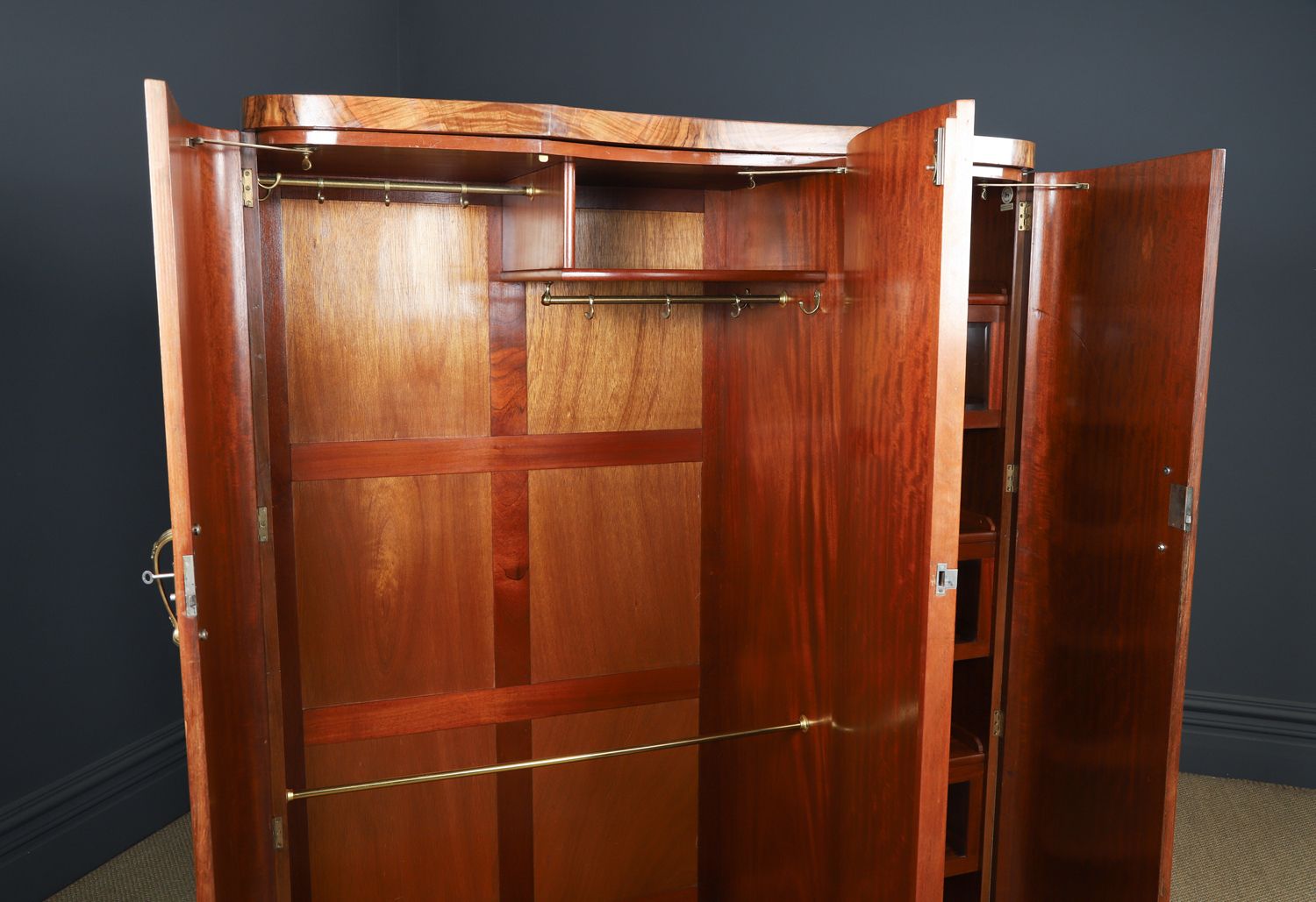 photo vintage Large English Art Deco Burr Walnut Fitted Serpentine Armoire Wardrobe Closet (Circa 1930)