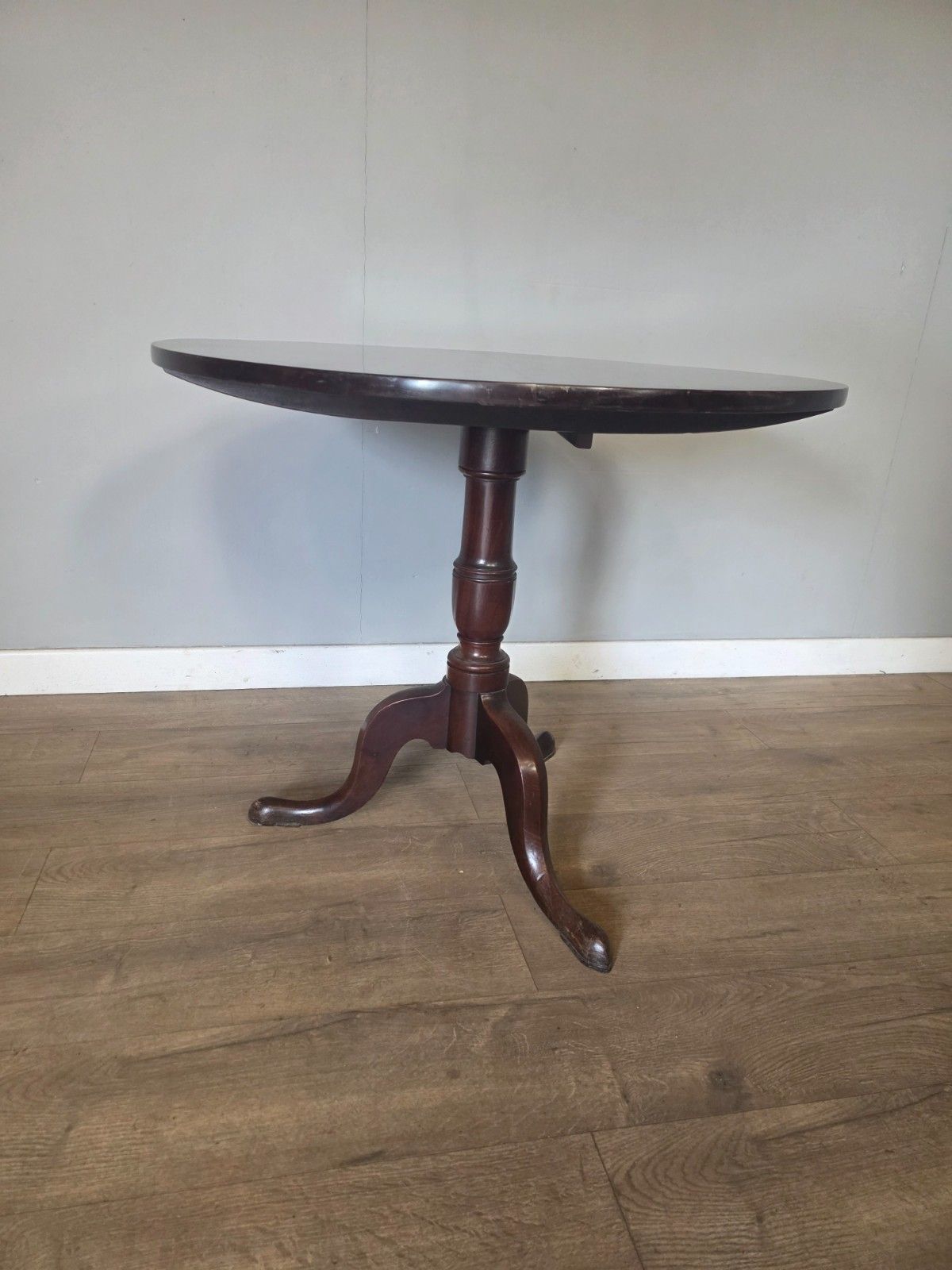 Antique Mahogany George III Tilt Top Table 1800s photo 295.0