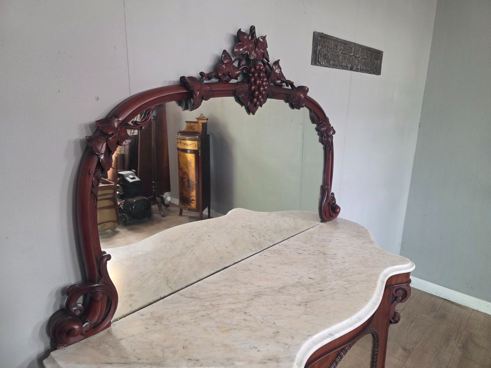Antique Mahogany Victorian Marble Top Chiffionier 1870s Le photo Furniture