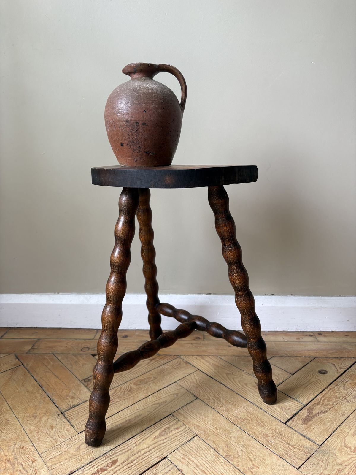 Medium Height French Bobbin Stool