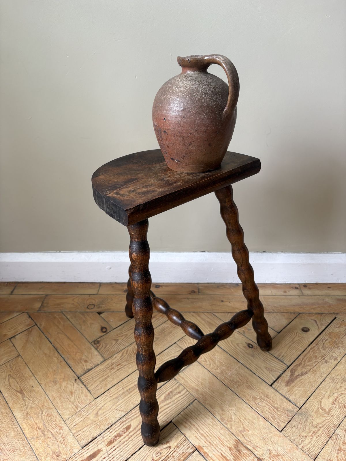 Medium Height French Bobbin Stool photo 160.0