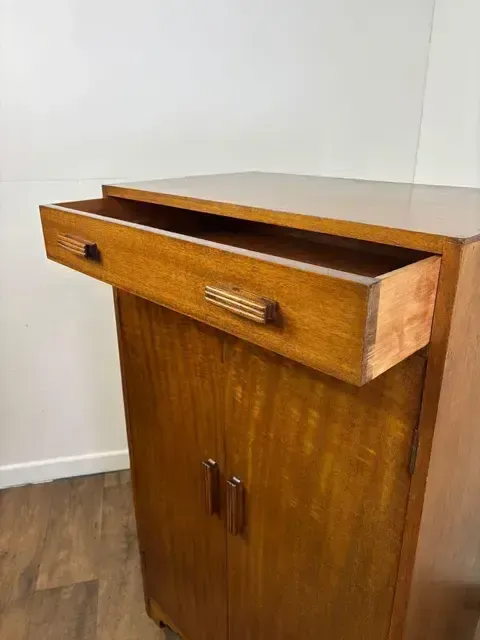 photo vintage Vintage Oak Tallboy, Mid 20th Century
