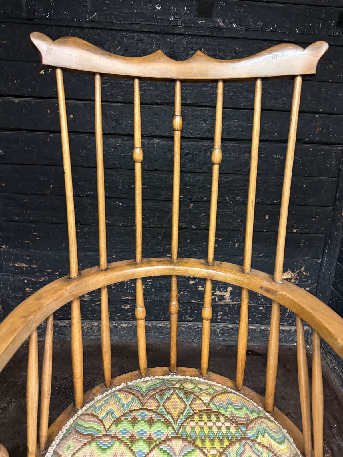 Arts & Crafts Movement Elm Windsor Comb Back Chair, Woven Tapestry Seat photo buy
