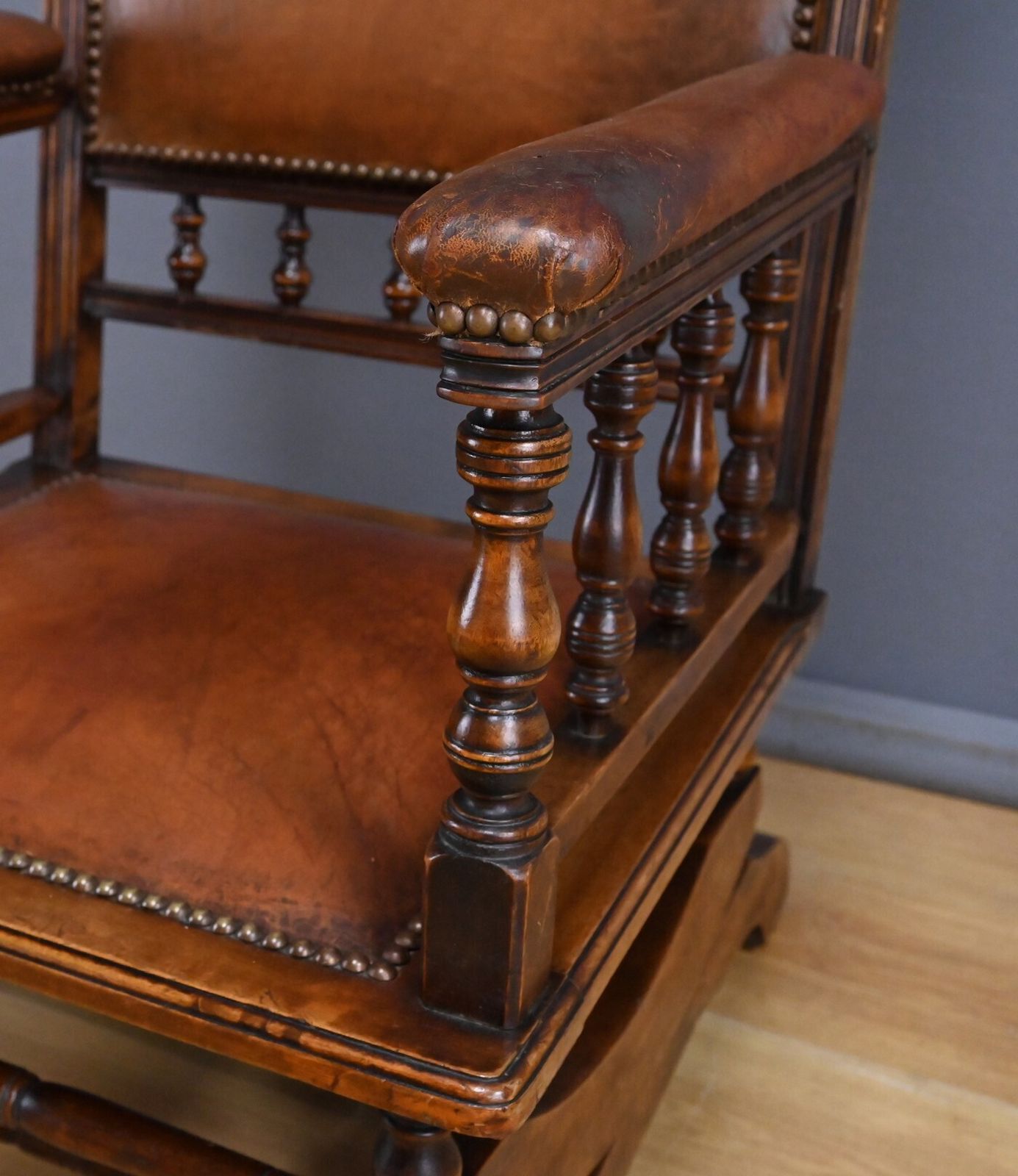 1520.0 Mahogany Rocking Chair, England – Early 20th Century photo