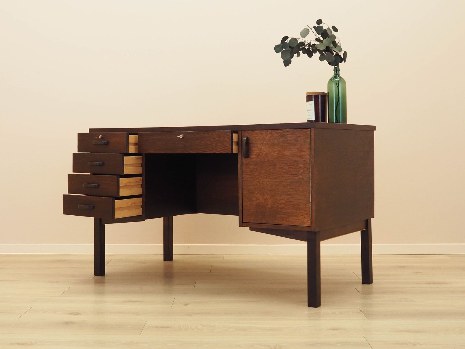 Eiken bureau, Deens design, jaren 1970, gemaakt in Denemarken photo 1299.0