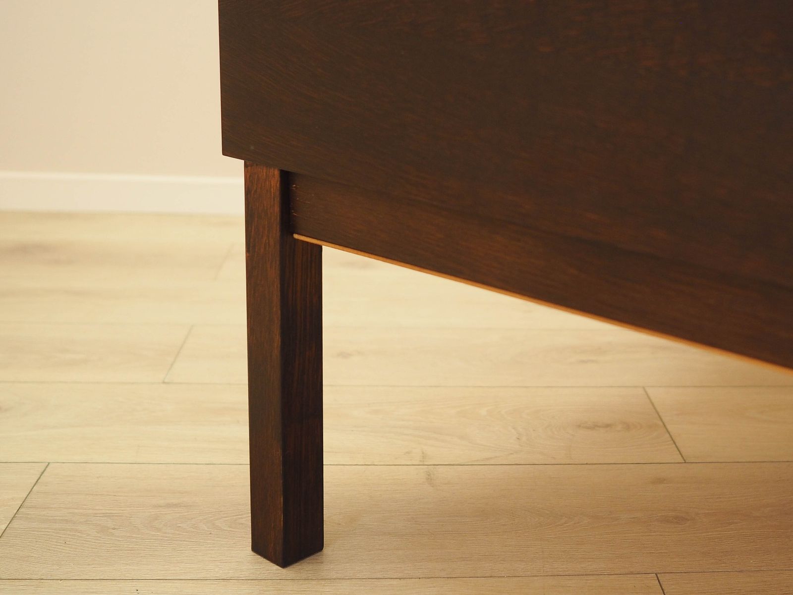 photo furniture Eiken bureau, Deens design, jaren 1970, gemaakt in Denemarken