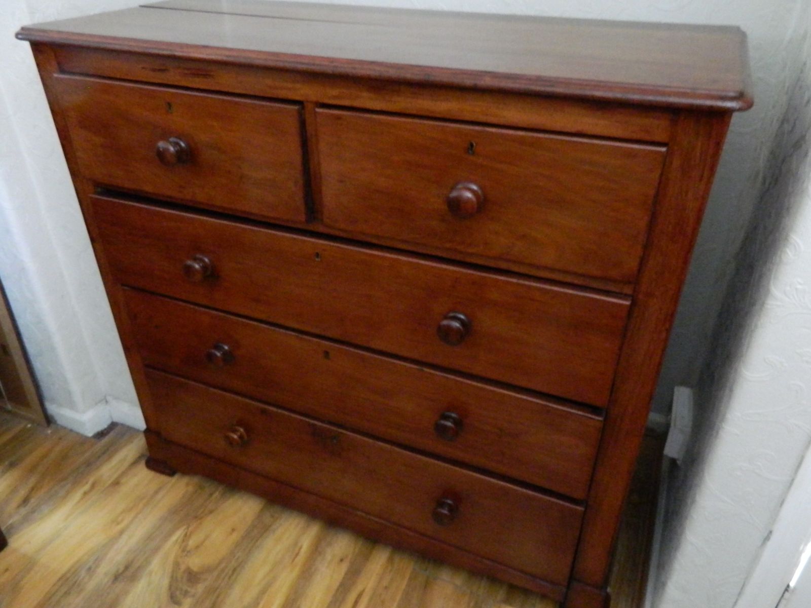 Furniture Victorian Mahogany Chest Of Drawers photo