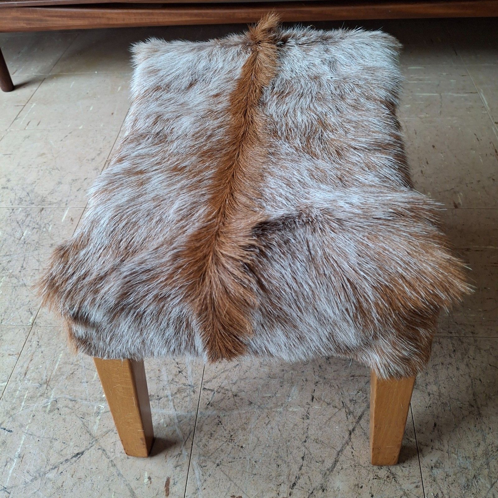 Fab Vintage Mid Century Retro Beech Footstool Pouffe Tan White Spotty Goatskin photo vintage