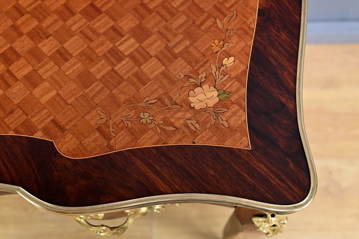 Louis XV Style Mahogany Writing Desk – Early 20th Century photo vinterior