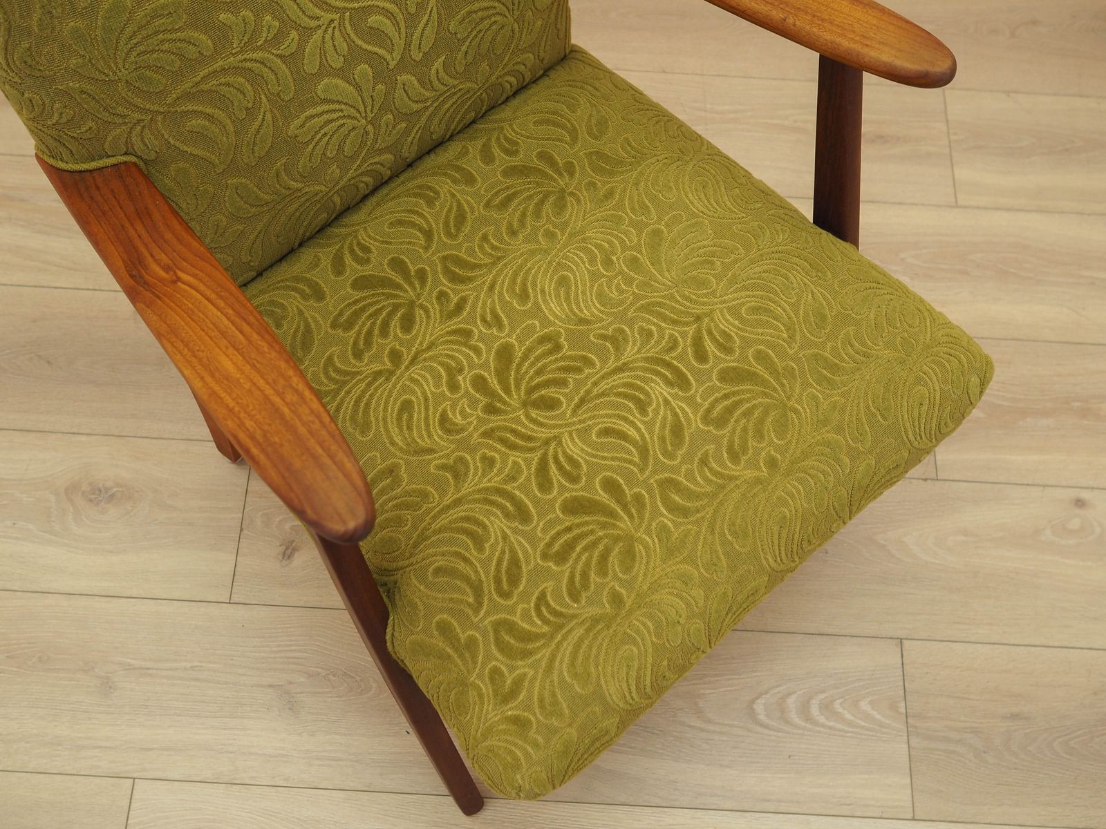 photo for sale Groene fauteuil, Deens design, jaren 1960, gemaakt in Denemarken