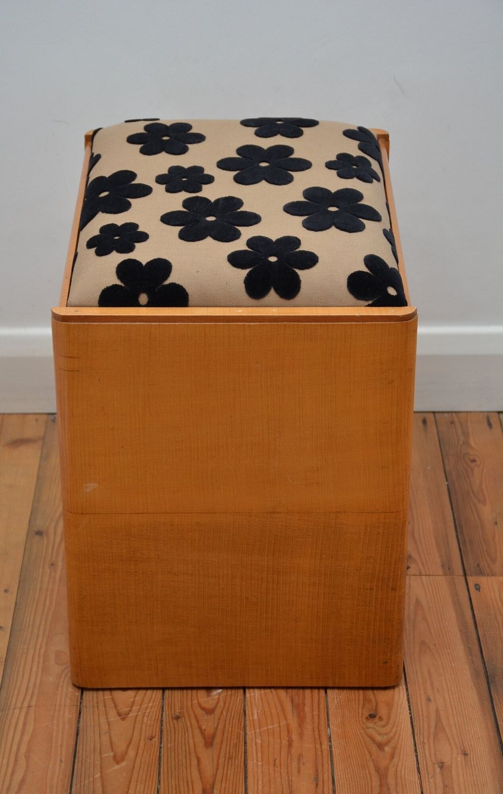 English Art Deco Sycamore Dressing Table Stool With New Flowery Top Cover photo 832.0