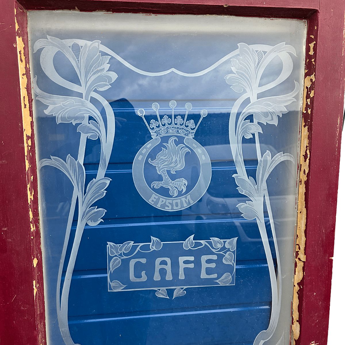 Panneau de verre Art Nouveau français issu d'une porte de café, début du XXe siècle photo furniture
