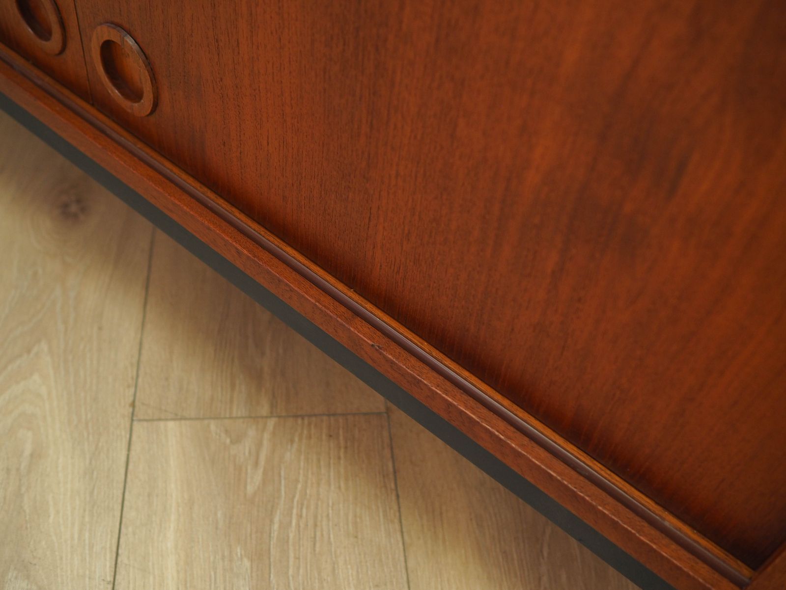 photo vintage Teakhouten dressoir, Deens design, jaren 1970, gemaakt in Denemarken