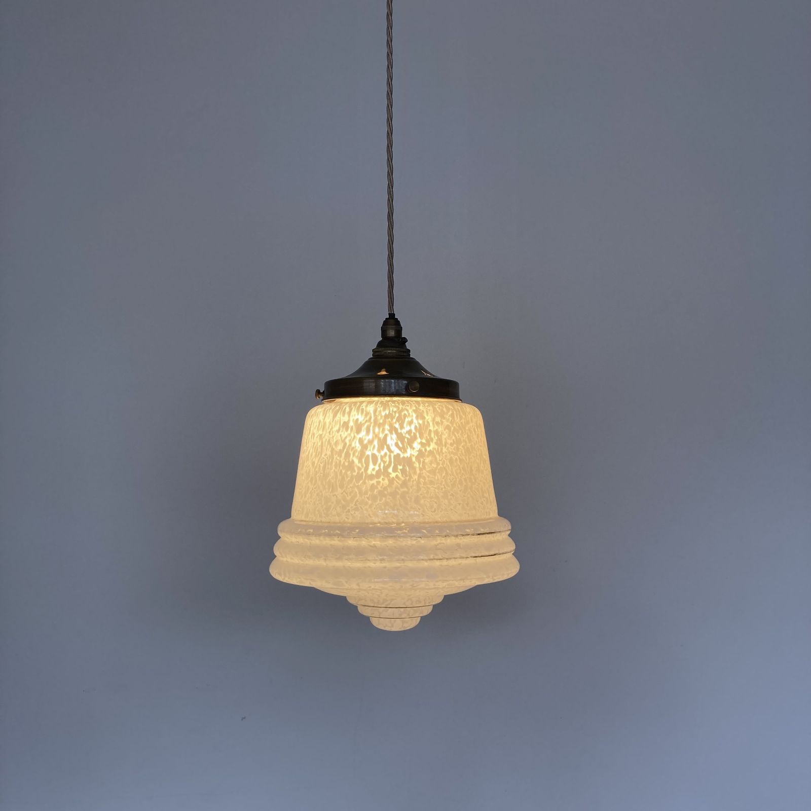 White Mottled Glass Shade With Gold Band Detail photo 130.0