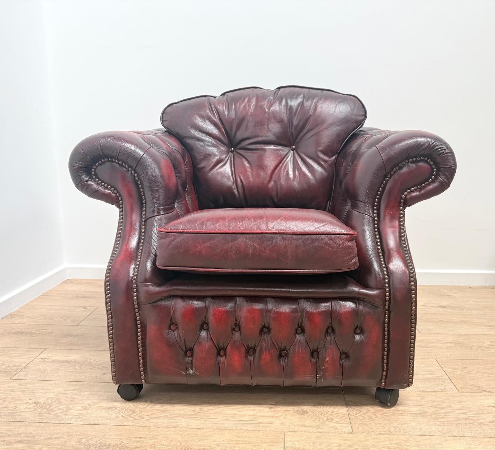 Vintage Comfy Warwick Chesterfield Club Chair Delivery Available 0332. photo vinterior