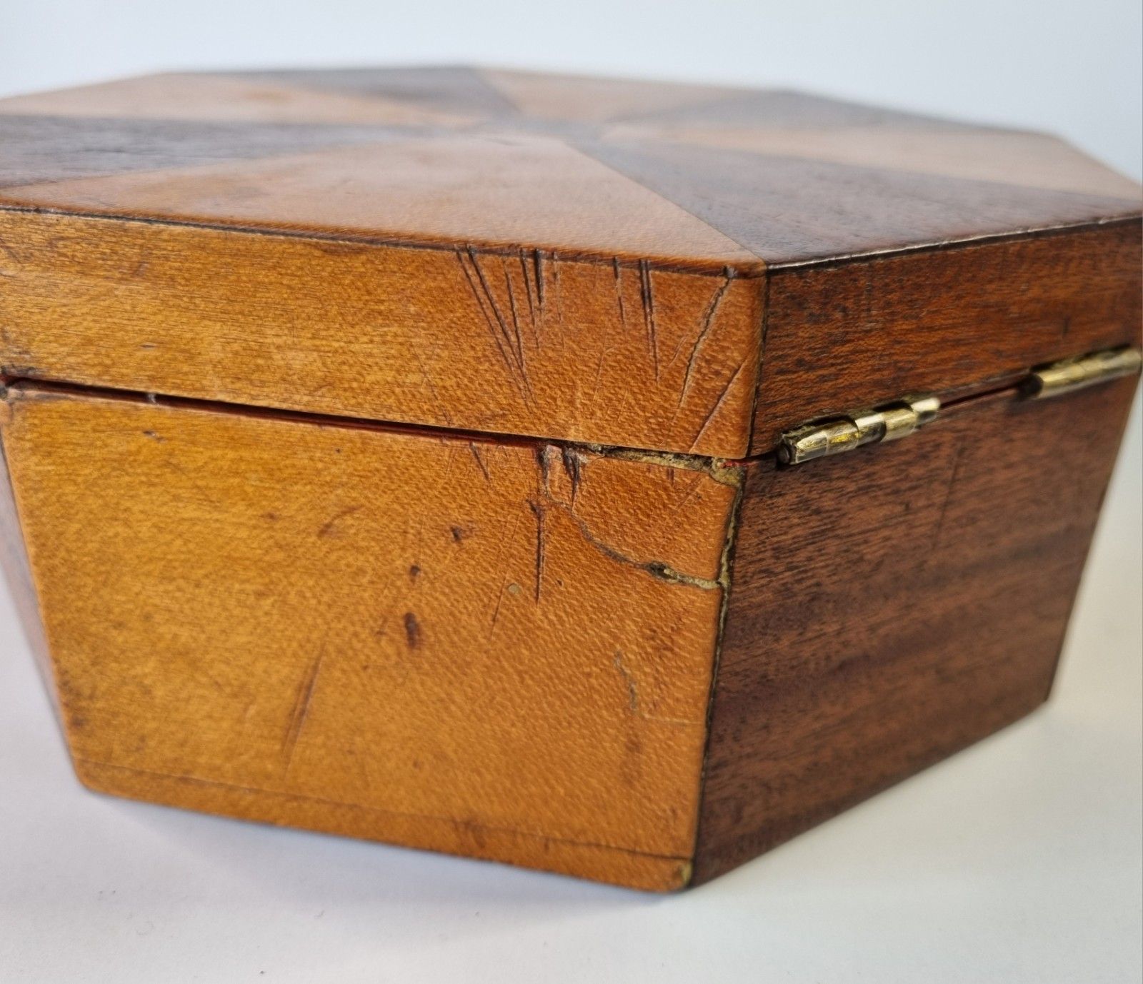 photo vinterior Eary 20th Century Wooden Inlaid Hexagonal Box Writing Jewellery Georgian Revival