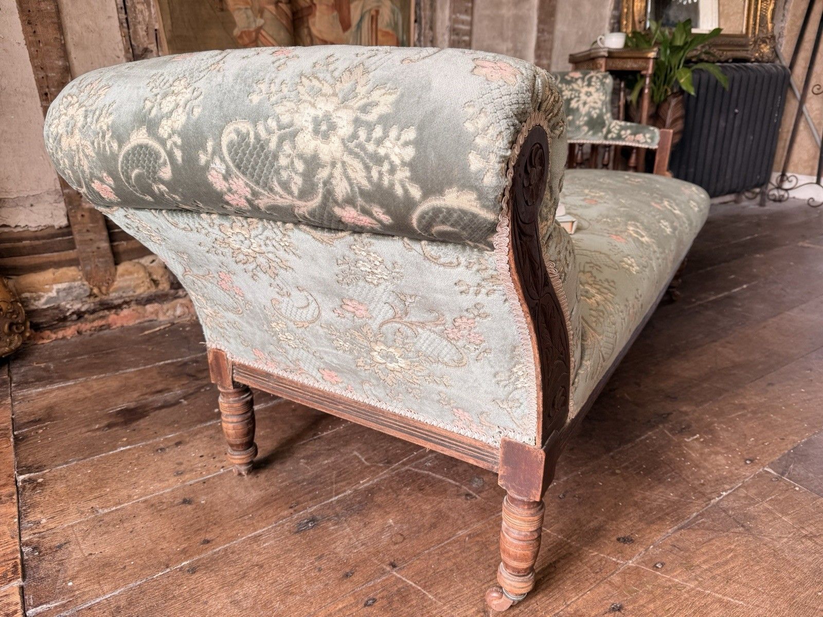 photo buy Antique Victorian Country Sage Green Floral Chaise Lounge Longue Daybed 1880 C