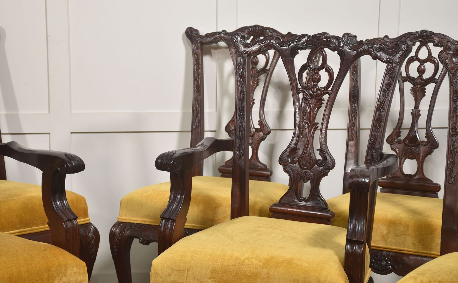 photo vinterior Set Of Eight Irish George II Style Mahogany Dining Chairs