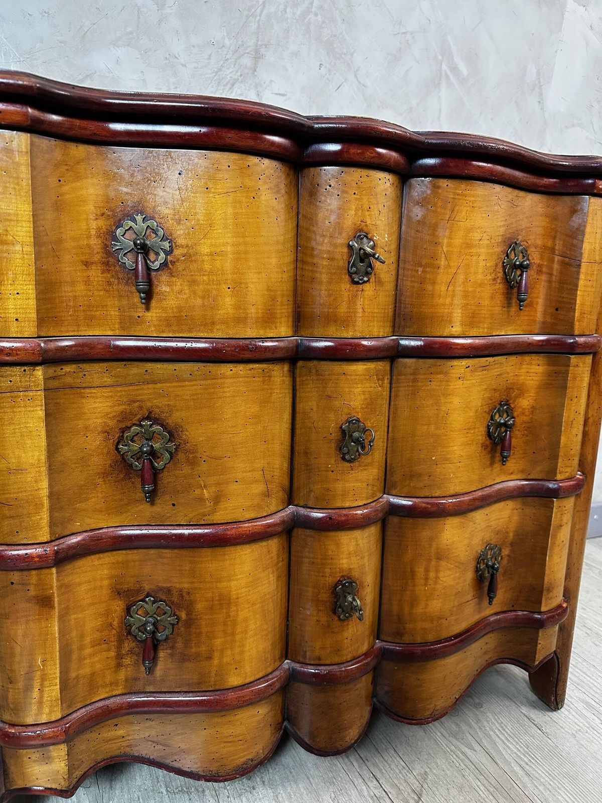 Chest Of Drawers, Early 20th Century photo Furniture