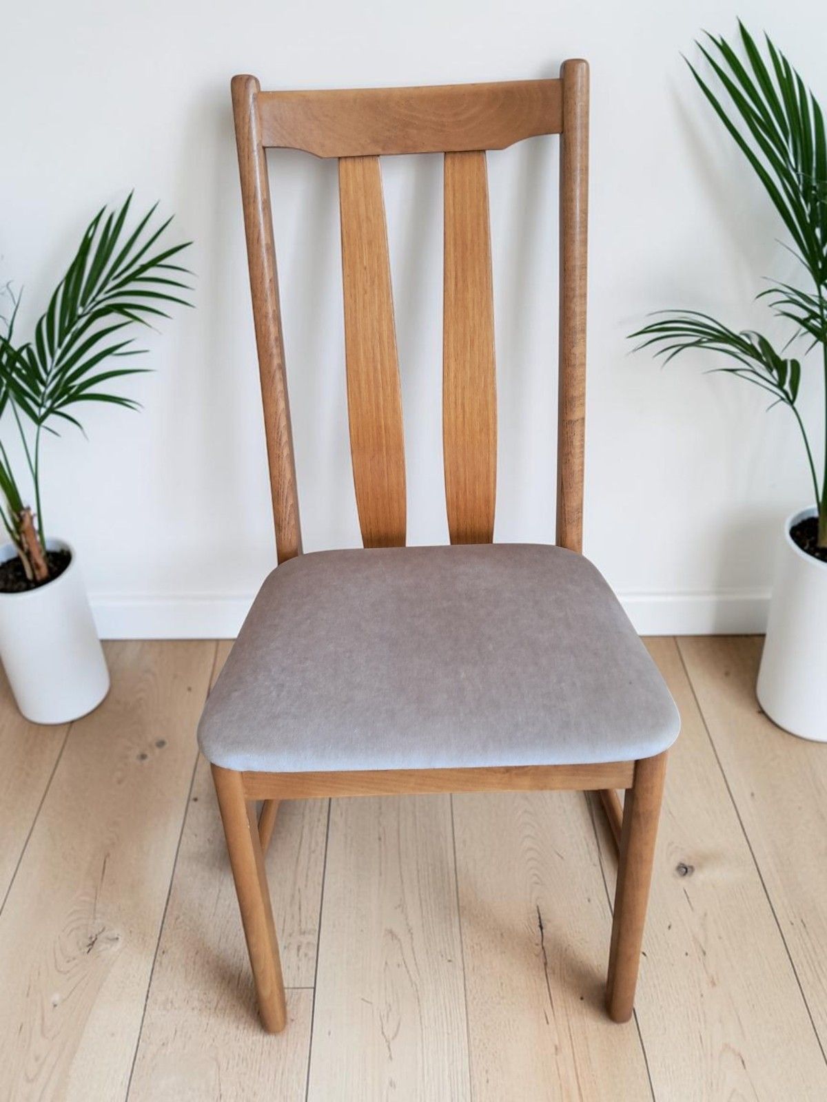 Vintage Mid Century G Plan Style Light Teak Dining Chairs – Set Of 4 (1970s) photo vinterior