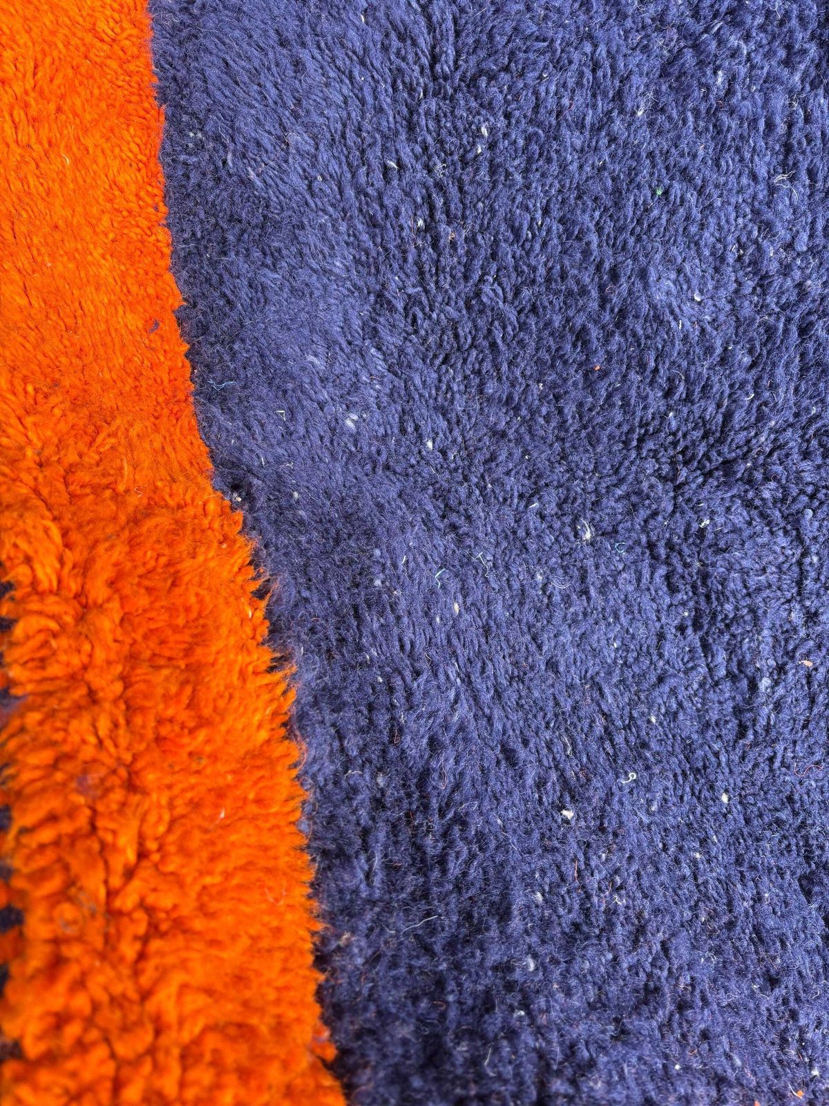 Textiles Tapis marocain M'rirt bleu orange 200 x 300 cm, tapis berbère en laine fait main, tapis de sol épais et moelleux, sur mesure photo