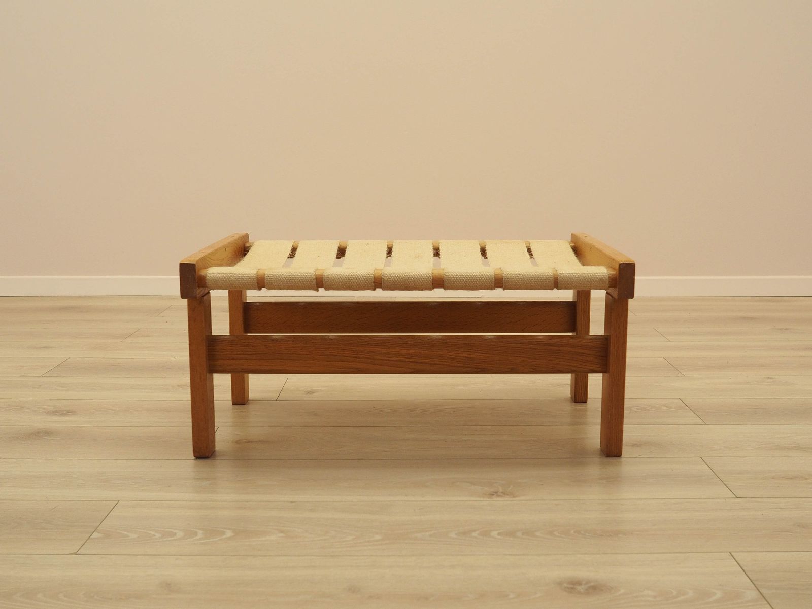 Eiken voetenbank, Deens design, ca. jaren 1960, gemaakt in Denemarken photo Meubels
