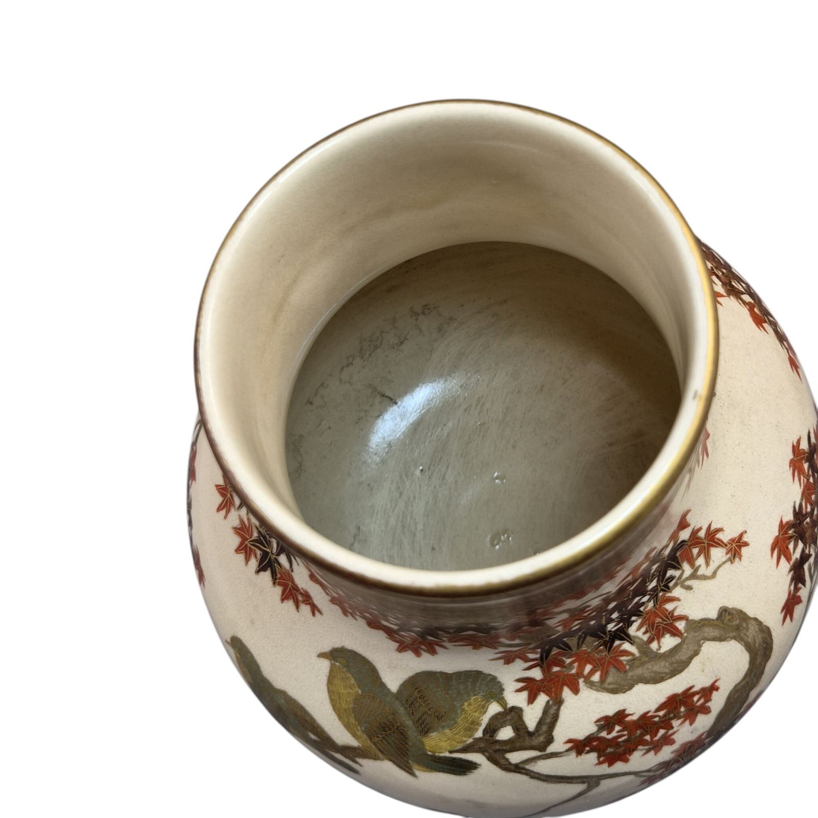Paar Japanse Meiji Satsuma-vazen van Kinkōzan, Kyoto, ca. 1890-1910 photo vinterior