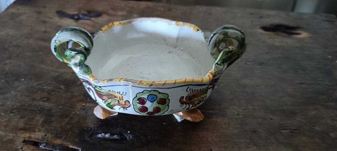Antique Majolica Sauce Pan Decorated With Grotesques 19th Century Tuscany photo for sale