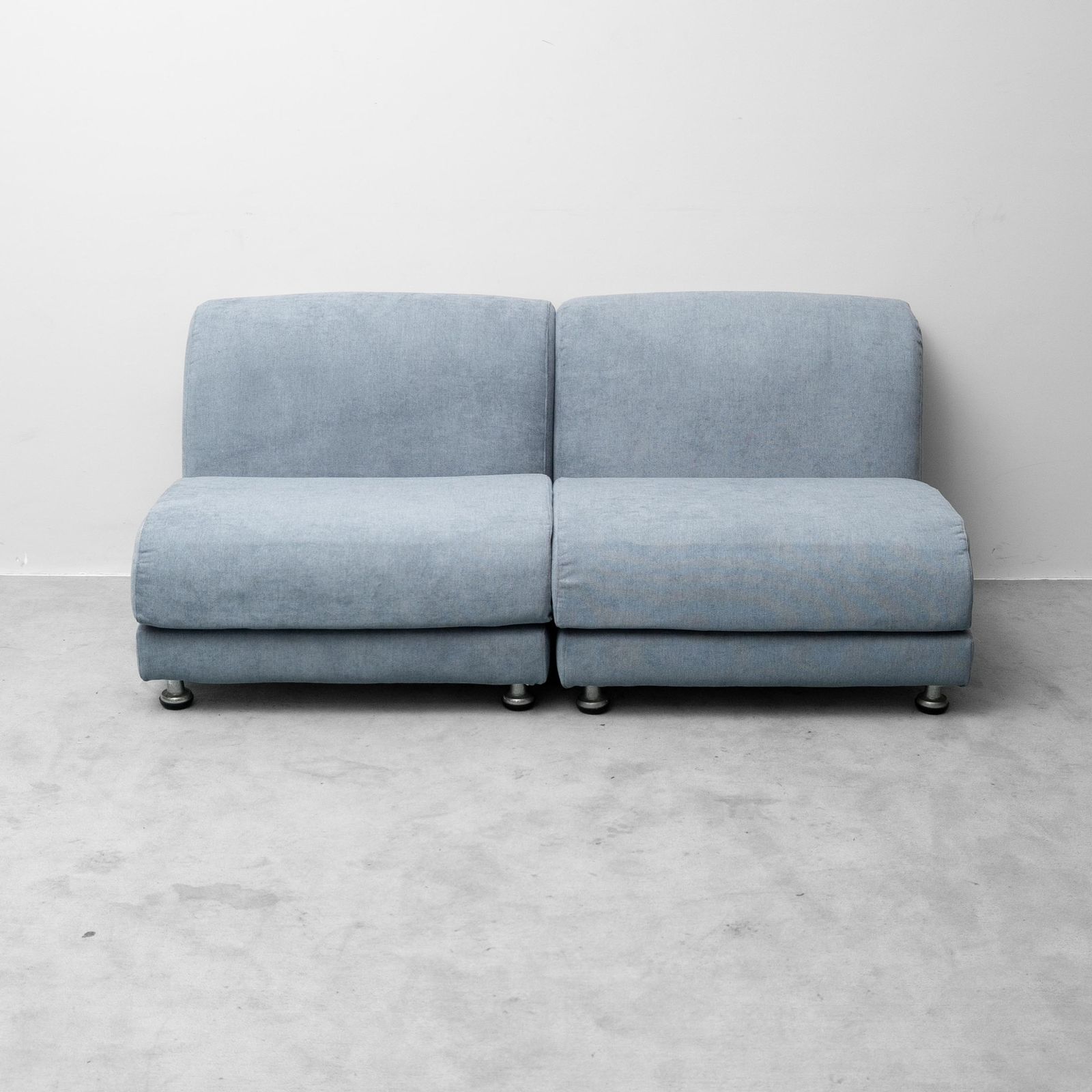 photo furniture Vintage 2 Seater Modular Sofa In Light Blue Fabric, 1970s Modern Antiques