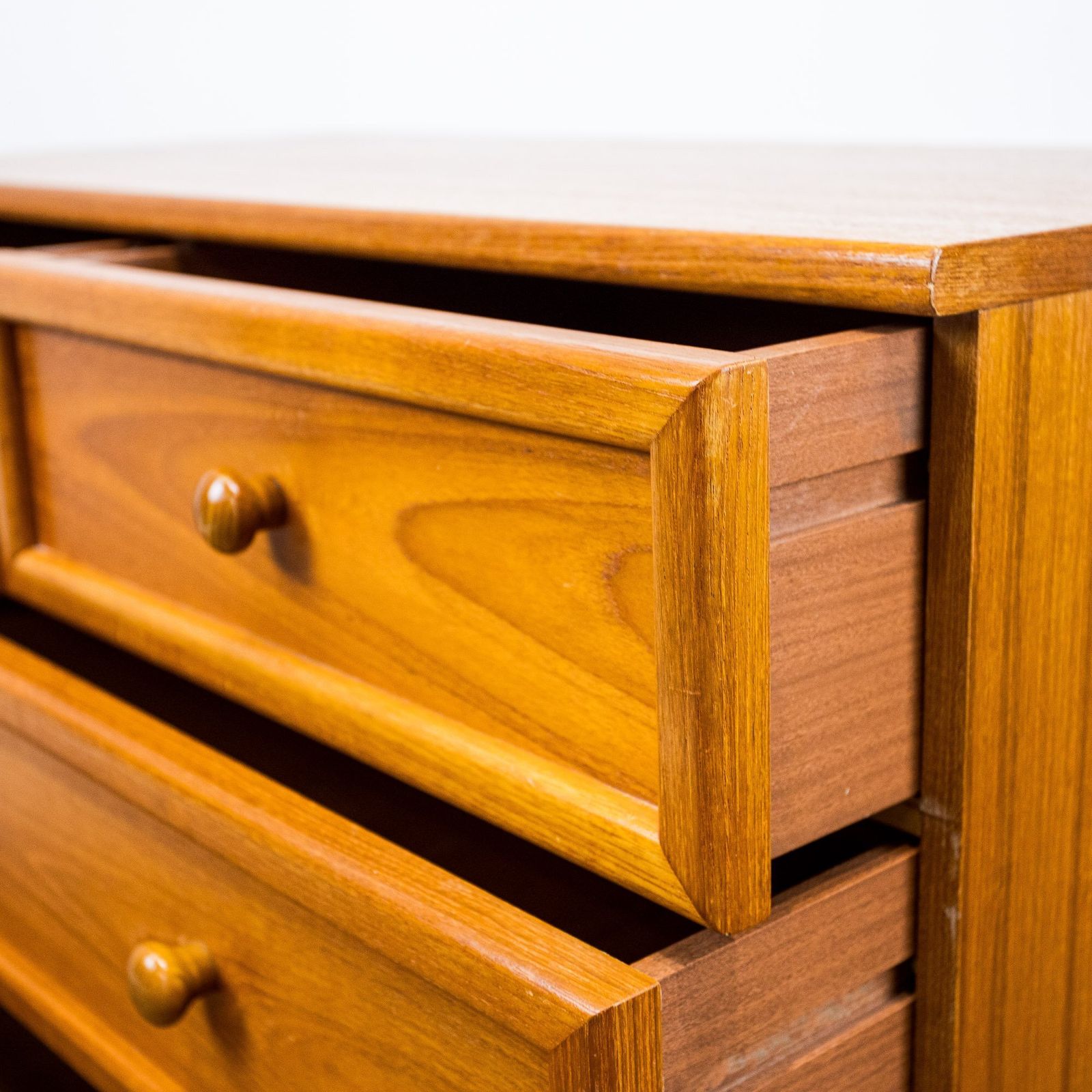 G Plan Albany Teak Chest Of 4 Drawers By Leslie Dandy photo vinterior