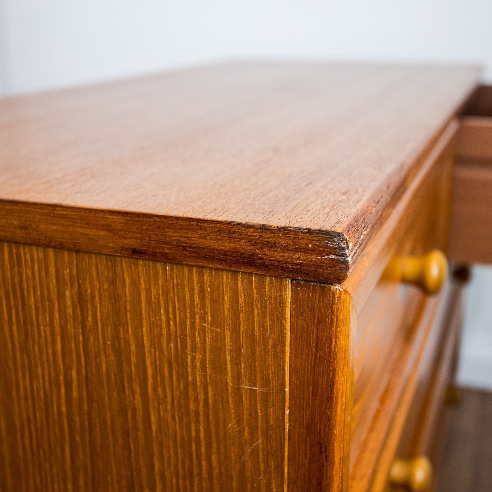 photo vinterior G Plan Albany Teak Chest Of 4 Drawers By Leslie Dandy
