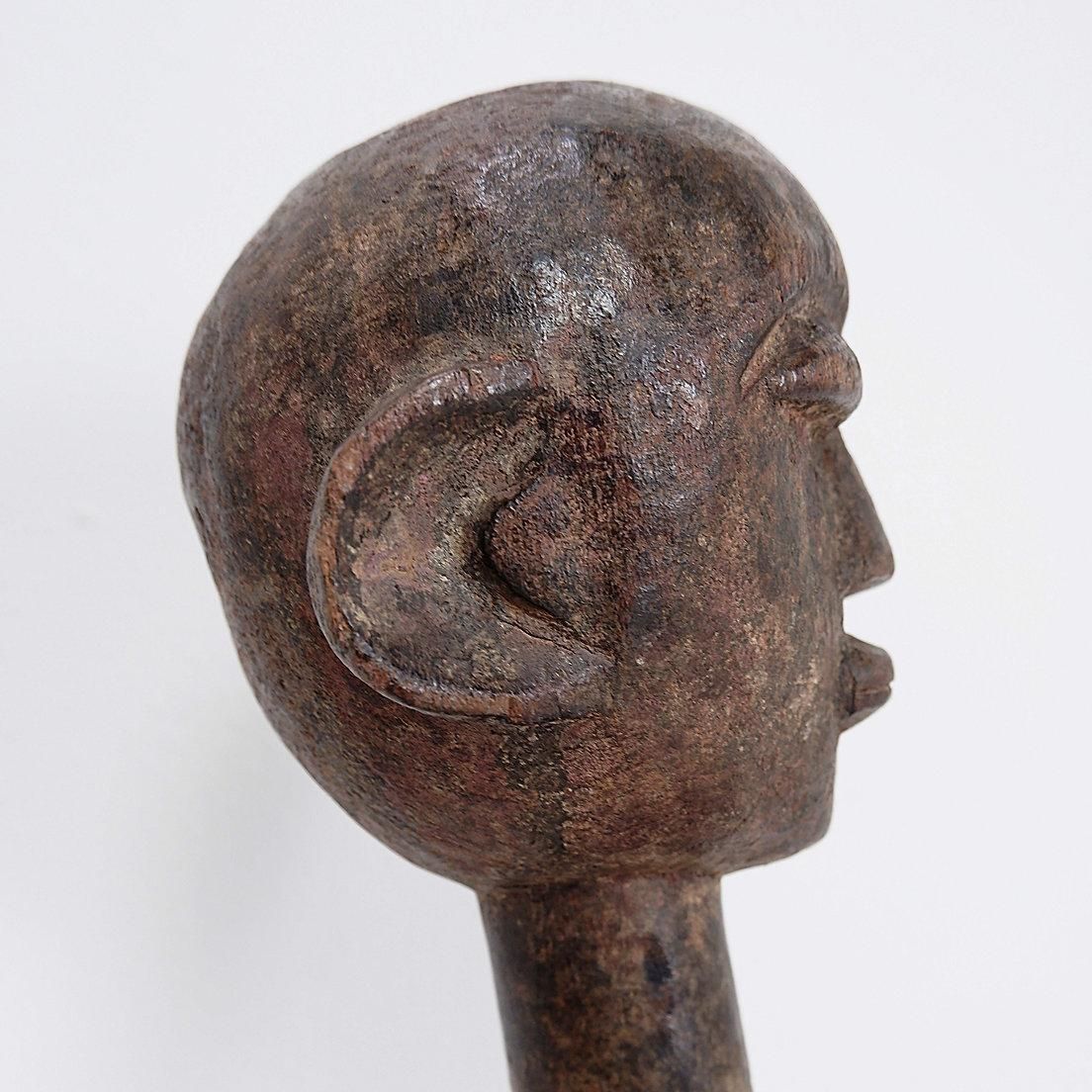 African Carved Wooden Statue, Tribal Art From Congo, 20th Century photo 1040.0