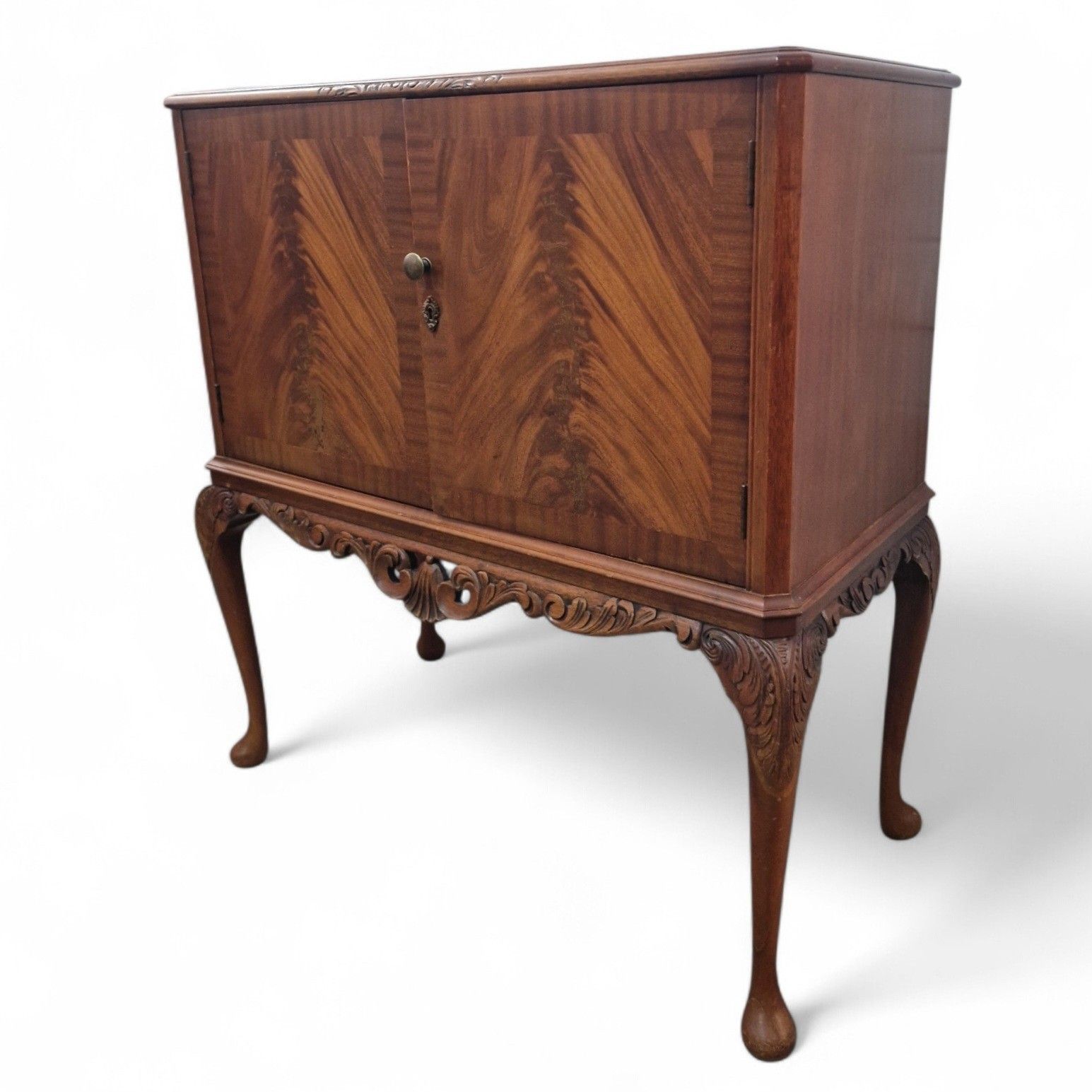Queen Anne Style Drinks Cabinet Cocktail Mahogany Cabriole Legs Antique Style photo 275.0